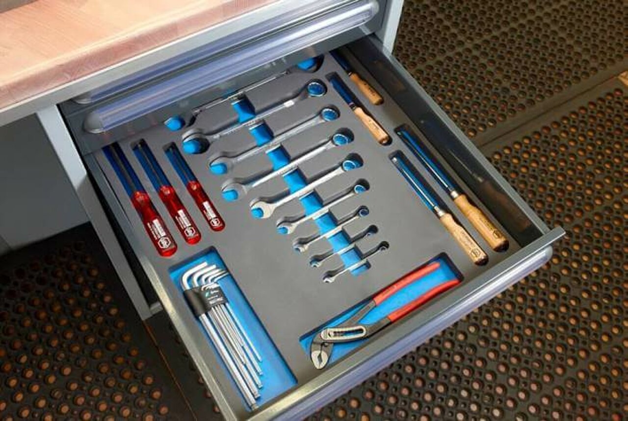 Inserts made of PE foam for tool drawers