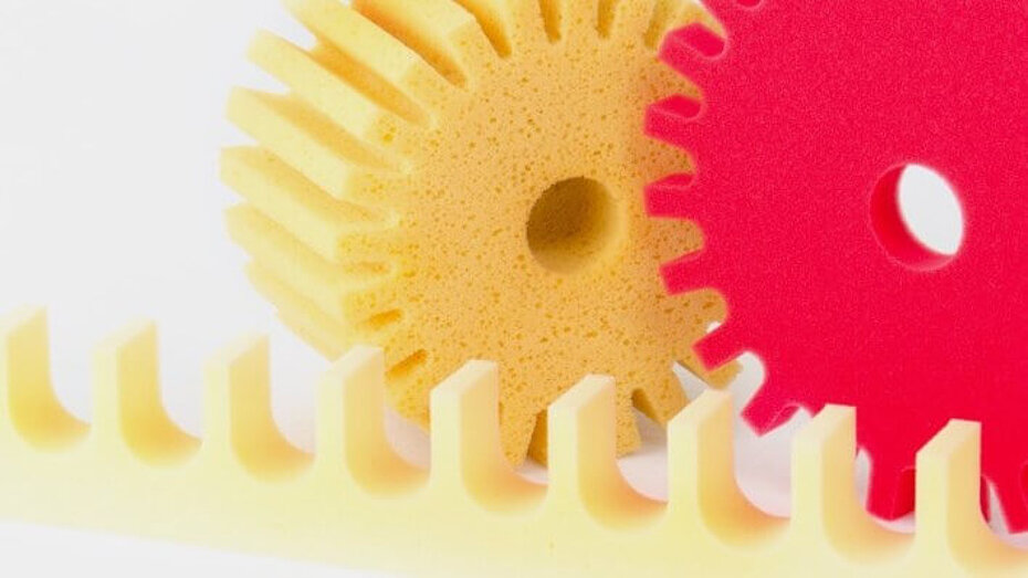 Raw ceramic sponges PUR