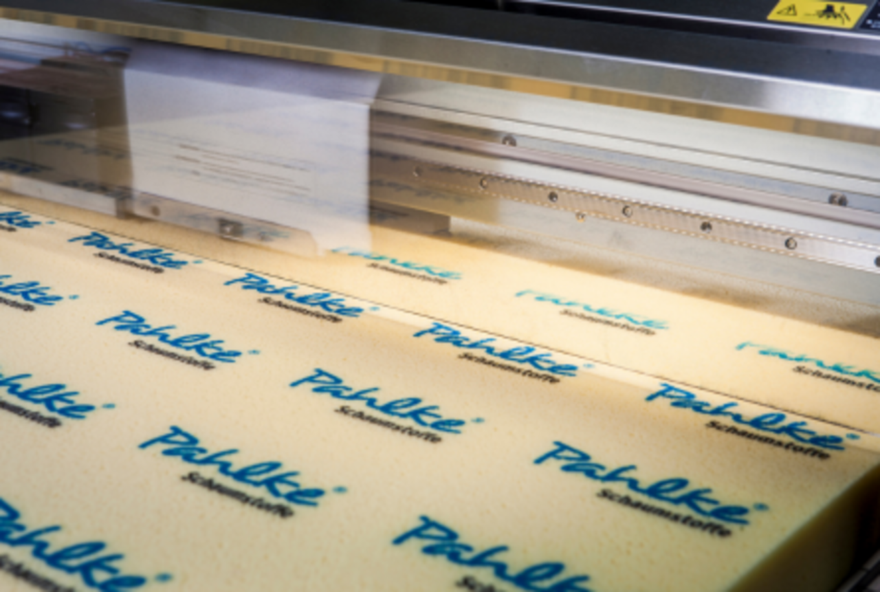 Lohndrucken mit unserem Drucker - Lohnfertigung bei Pahlke