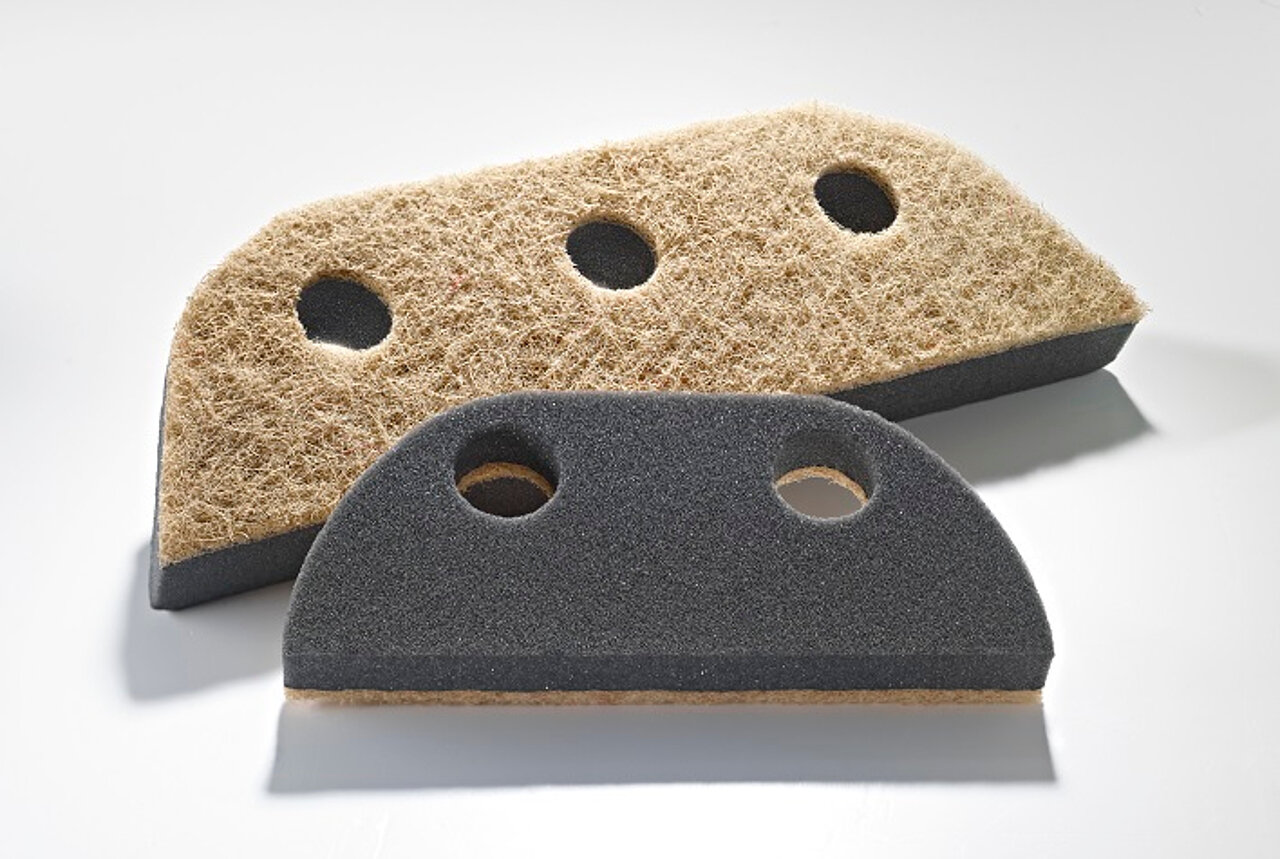 Sustainable broom made from foam fleece
