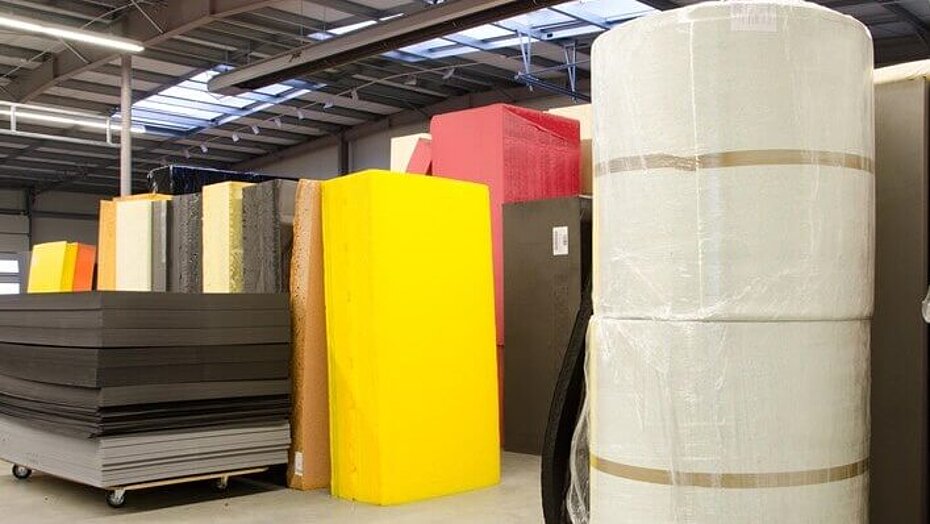 Breite Werkstoffpalette, weitere Werkstoffe, Materiallager