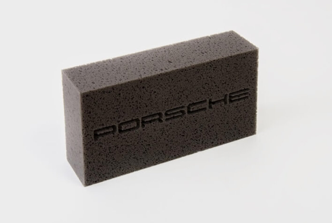 Hydro foam hand sponge for cleaning cars